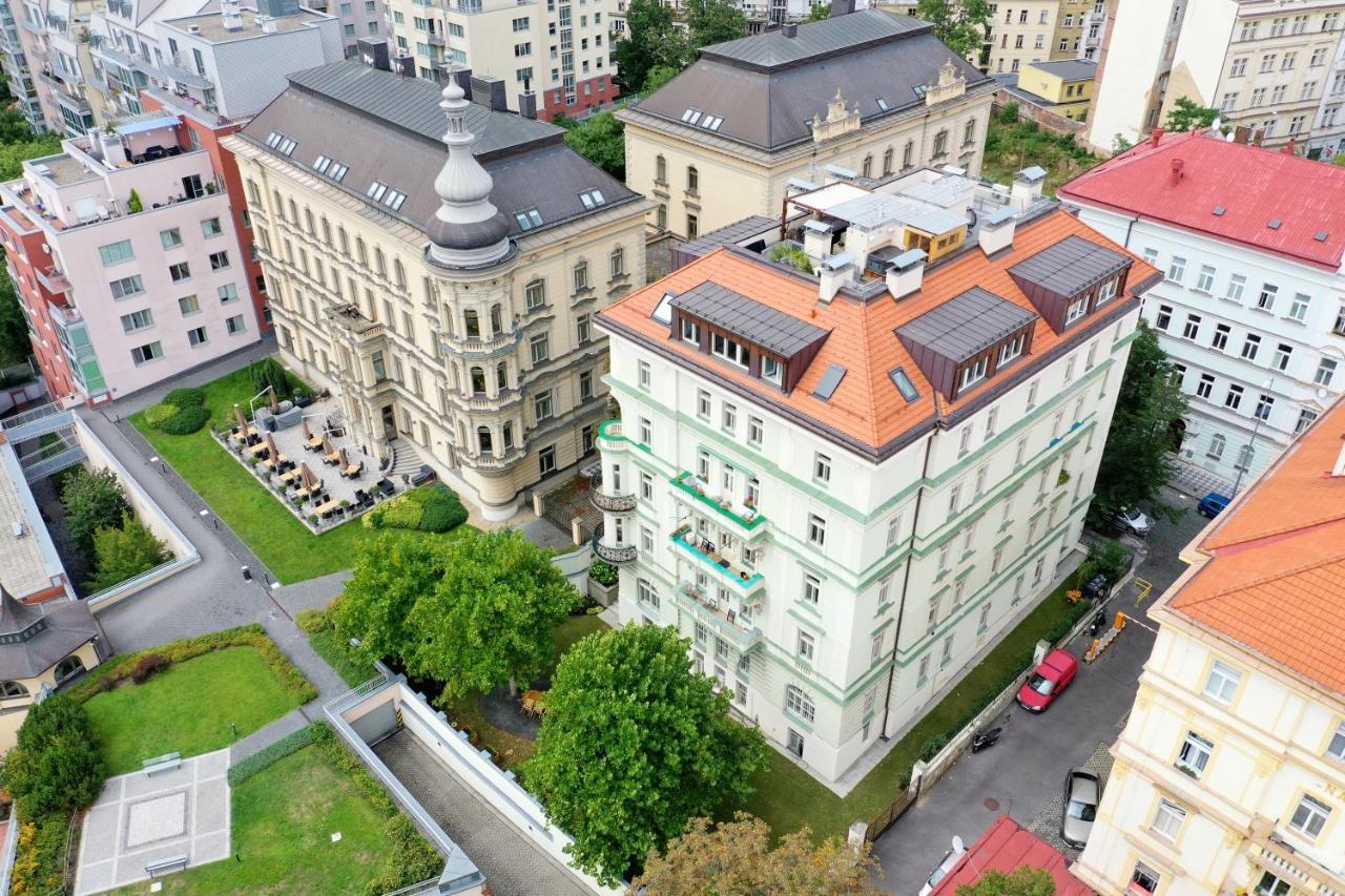 Luxury Rooftop Appartment With Fantastic Views Prag Exteriör bild