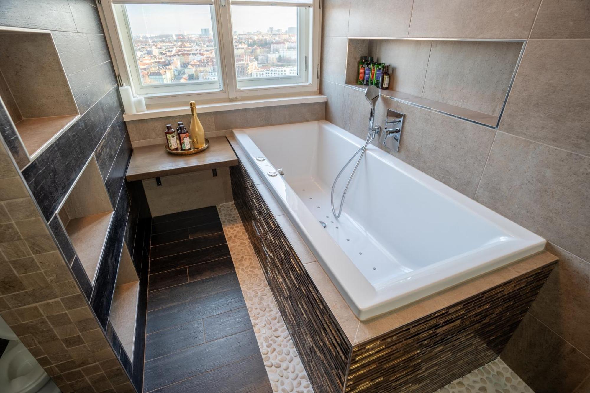 Luxury Rooftop Appartment With Fantastic Views Prag Exteriör bild